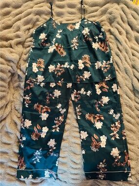 Floral Silky Pajama Set - Dark Green